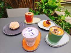 -潮一不贰·法式甜品·生日蛋糕·西式简餐(外滩店)