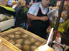 -瓦洛洛传统市场