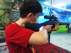 -都市枪神实弹射击俱乐部