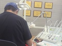 -上海仁爱医院口腔科 · 种植