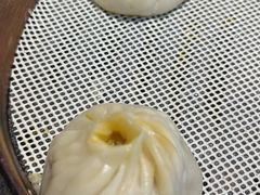 蟹黄小笼包-老淮城·长鱼面(河下古镇店)
