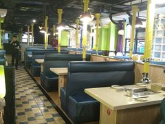 卡座-爱客得牛排海鲜烤肉·火锅自助(春熙路黑金好店)