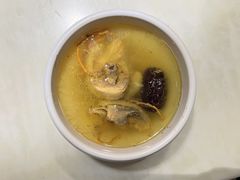 滋补鸡汤-潮牛海记•潮汕牛肉火锅•醉鸡煲•粿条汤(通北路店)
