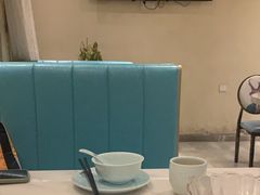 -丹江口渔村·湘味厨房(桃园店)