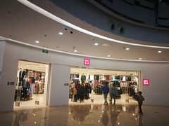 -优衣库(石家庄裕华万达广场店)