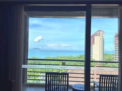 -三亚湾海居铂尔曼度假酒店