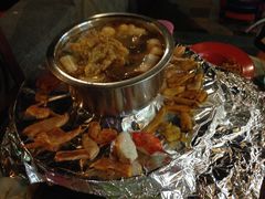 -家乡重庆火锅店