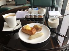 -广州天河希尔顿酒店