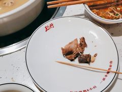 -三人行骨头王火锅(长寿店)
