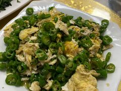 -秦扬居特色菜馆(上王村)