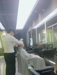 -不迫先生专业男士剪发