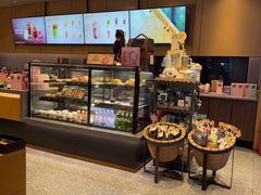 -星巴克臻选(金桥国际店)