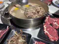 -潮牛宴·鲜牛肉自助火锅烤肉(龙岩新罗万达店)