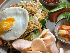 -Pundi Pundi Restaurant