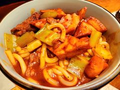 招牌新疆牛肉炒米粉-阿里家·新疆烤肉酒場 by MIG