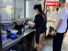 -何老二卤汁凉粉
