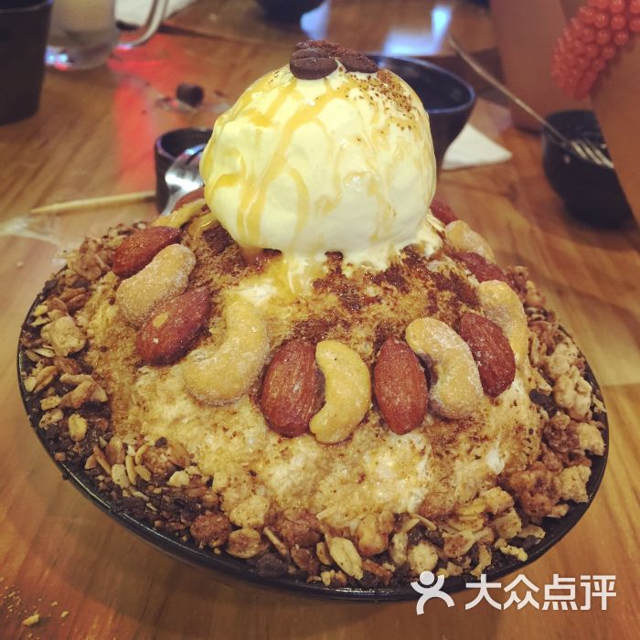 焦糖黑咖啡雪冰