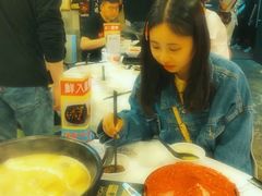 -鲜入围煮花胶鸡海鲜火锅