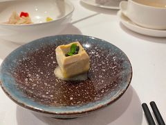 -玥轩YUE HIN(IFS国际金融中心店)