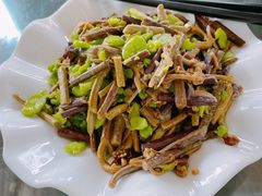 -瑞丰园庭院餐厅·白族传统家常菜
