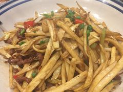 -黄泥岗·地道湖北菜(奥特莱斯店)