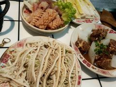 -扎起市井老火锅(乐山总店)