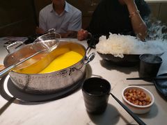 -左庭右院鲜牛肉火锅(浦江欢乐颂店)