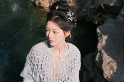 -一揽芳华汉服旗袍体验馆(拙政园店)