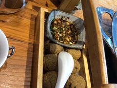 -野山舂·贵州现舂酸汤火锅(鸿通城店)