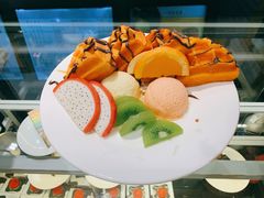 -藏猫猫咖啡主题馆(中央大道店)