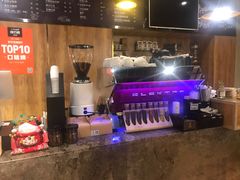 -ZING COFFEE 镜咖啡