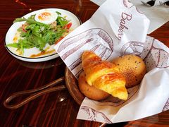 -YUE·6·西式融合餐厅(外滩六号店)