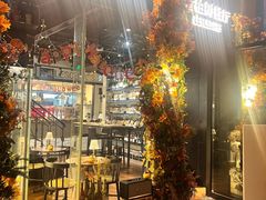 -LESCEDARS Brasserie Bistro香柏树