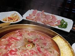 -猪啊牛呀羊啊铜盘烤肉(正大广场店)