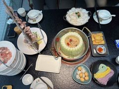 -得意咚瓜·顺德鱼生·冬瓜火锅(深圳首店)