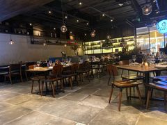 大堂-Carbon莫卡哆·意大利复古集市餐厅(杭州大厦店)