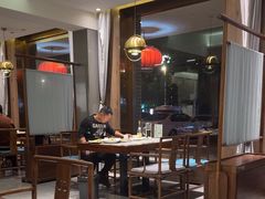 -高玛纳驴肉火烧(河间店)