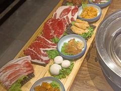 -明洞阿姨·韩式酱蟹烤肉·创意料理(三元桥店)