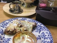 杏仁可颂-PAUL LAFAYET 法式甜品(港汇广场店)