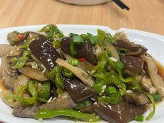 蒜泥茄子-宏状元现熬粥·京味菜(三里河店)