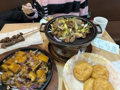 -宏状元现熬粥·京味菜(黄寺大街店)