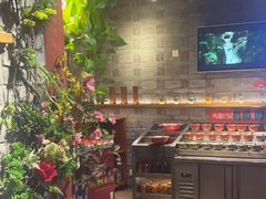 -老牌坊云南鱼豆花火锅(哈西万达店)