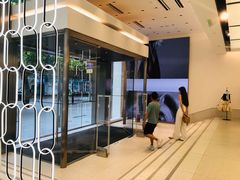 -ZARA(大上海时代广场店)