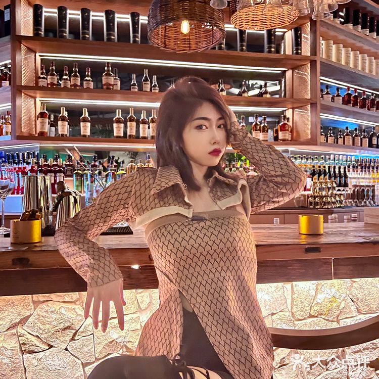 长沙首家民谣酒馆 吹着江风和你的那个ta