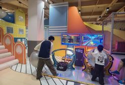 -反弹蹦床公园·运动乐园·团建·亲子派对(深圳观澜湖店)