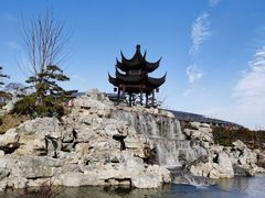 -上海滴水湖皇冠假日酒店