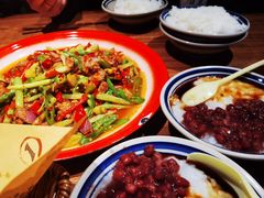 -泥糊破店小酒馆·团建聚餐(南京西路店)