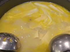 养生板栗鸡-蜀中吴养生板栗鸡(会展店)