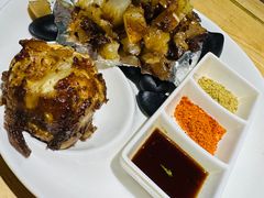 石头烤牛窝骨-蒙料·手把肉(望京店)