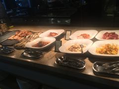 铁板烧-大中华希尔顿酒店-念自助餐·嗨啤·小龙虾